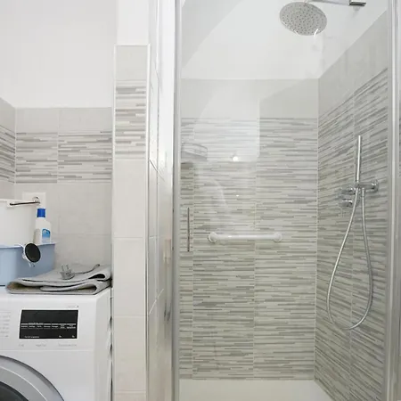 Amazing In With Kitchen *