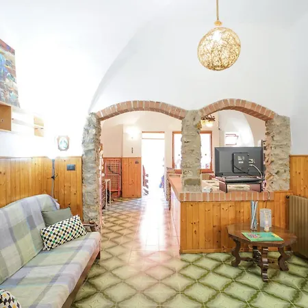 Amazing In With Kitchen Apartment