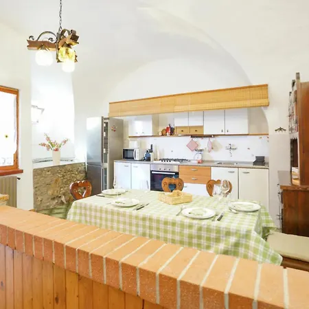 Amazing In With Kitchen * Costarainera