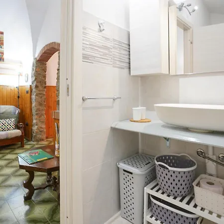Amazing In With Kitchen Apartment Costarainera
