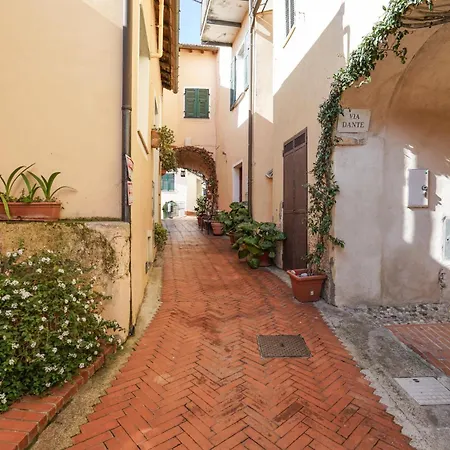 Amazing In * Costarainera